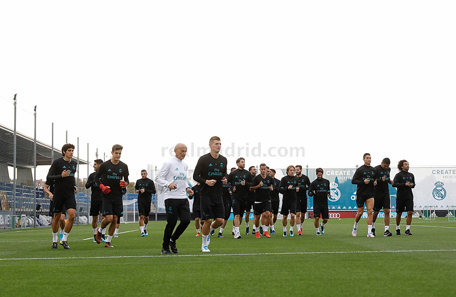 Đội bóng Hoàng gia đang nhận chỉ trích kịch liệt vì phong độ tệ hại.