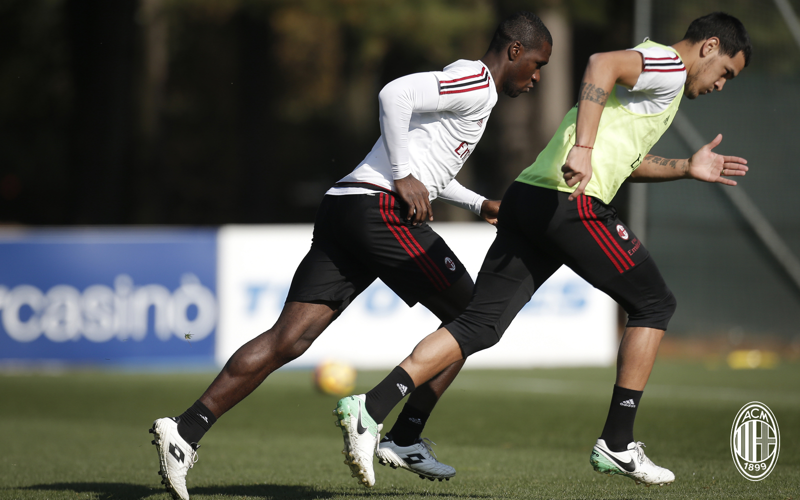 Ở vòng đấu tới AC Milan sẽ làm khách trên sân của Sassuolo.