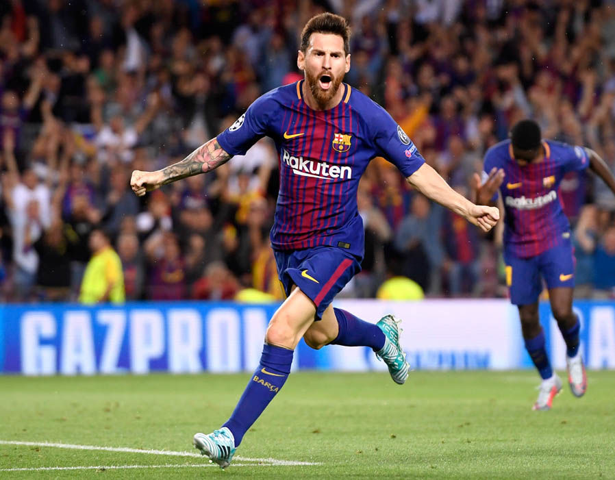 Tiền vệ phải: Lionel Messi