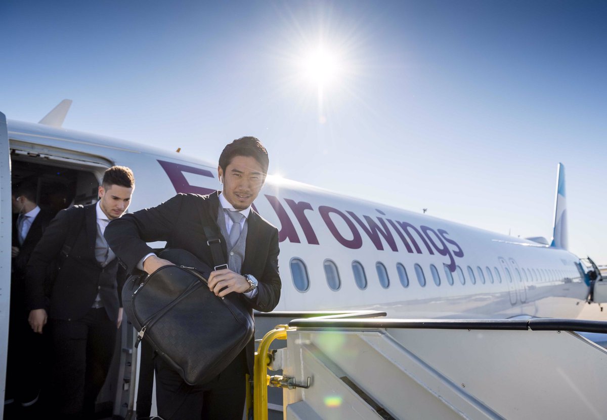 Shinji Kagawa trông rất giống tài tử điện ảnh.