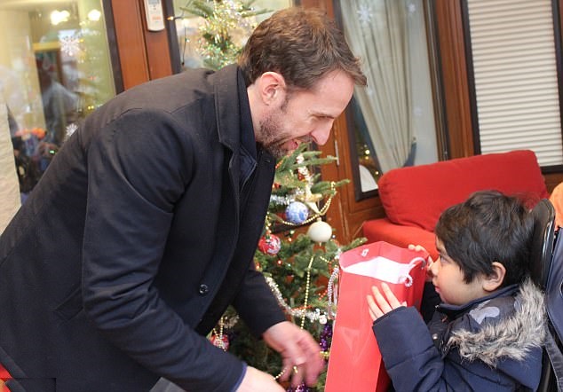 Những trẻ em cũng có phần.