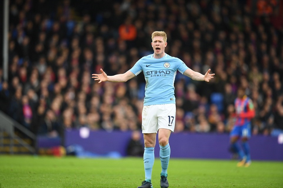 Man City bị cầm hòa.