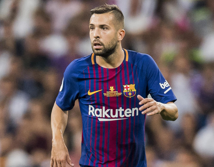 10. Jordi Alba - 100.000 bảng/tuần: Hậu vệ trái người Tây Ban Nha luôn là nhân tố không thể thiếu của Barca qua từng mùa giải.
