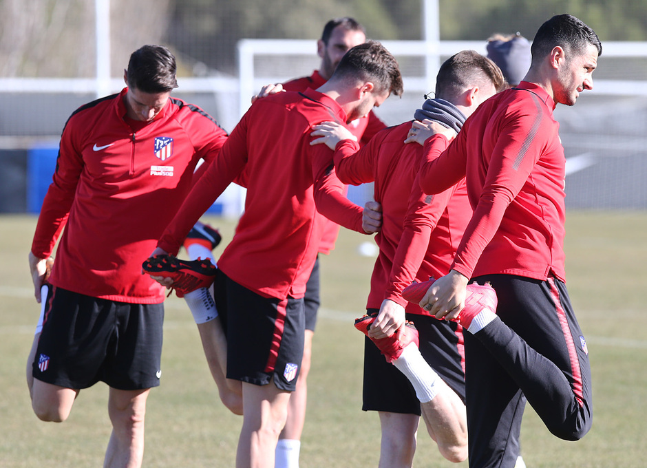 Atletico buộc phải thắng với cách biệt 2 bàn nếu muốn đi tiếp.