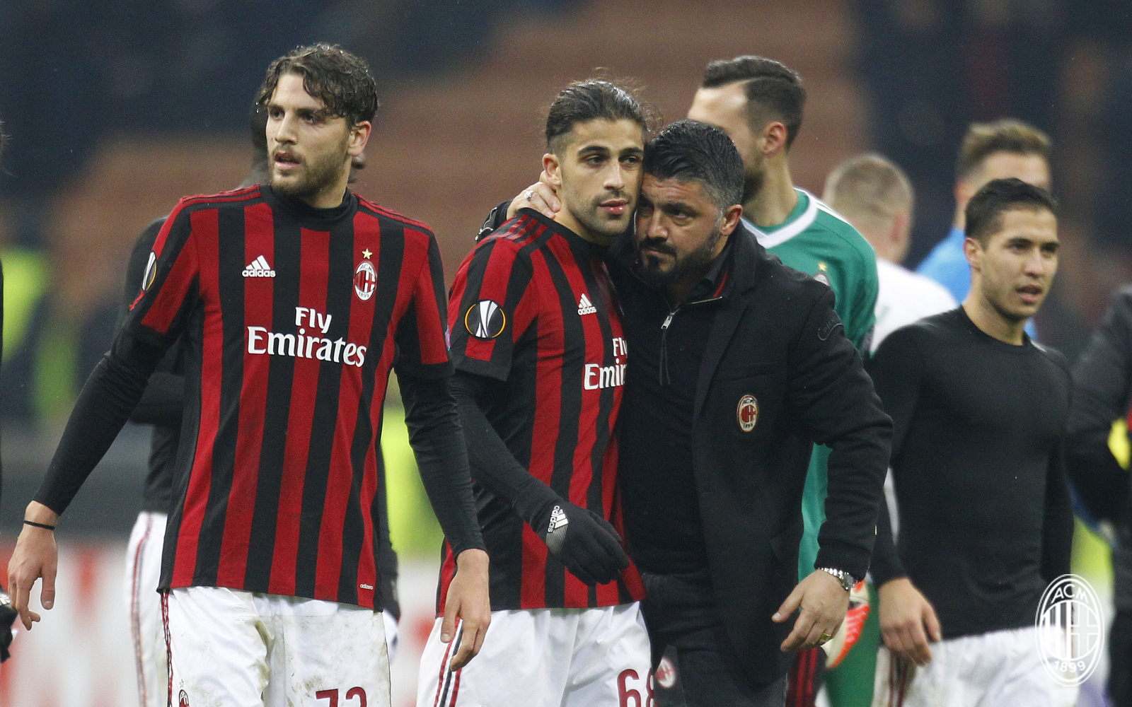 ảnh sau trận ac milan - Bóng Đá