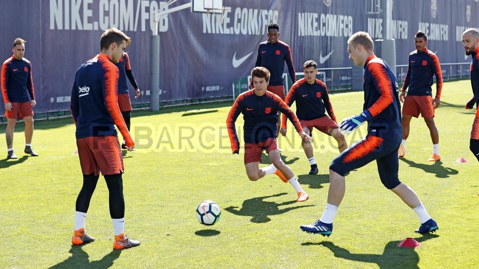 barca tập luyện - Bóng Đá