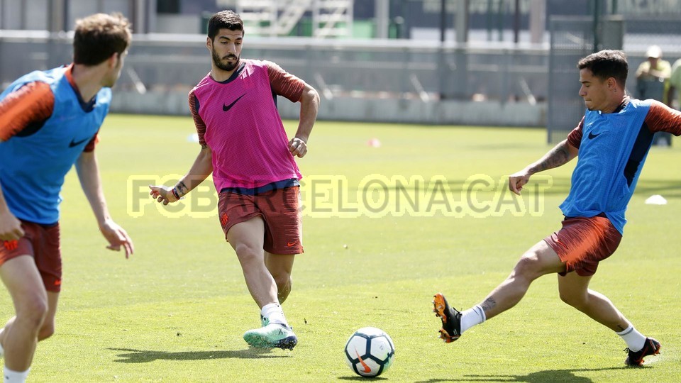 barca tập luyện - Bóng Đá