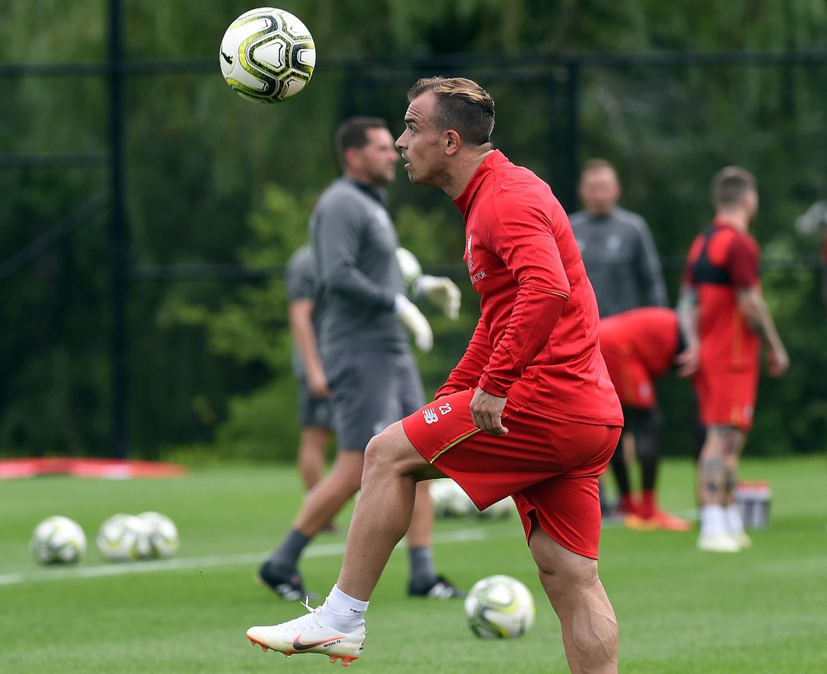 Shaqiri hội quân cùng Liverpool - Bóng Đá