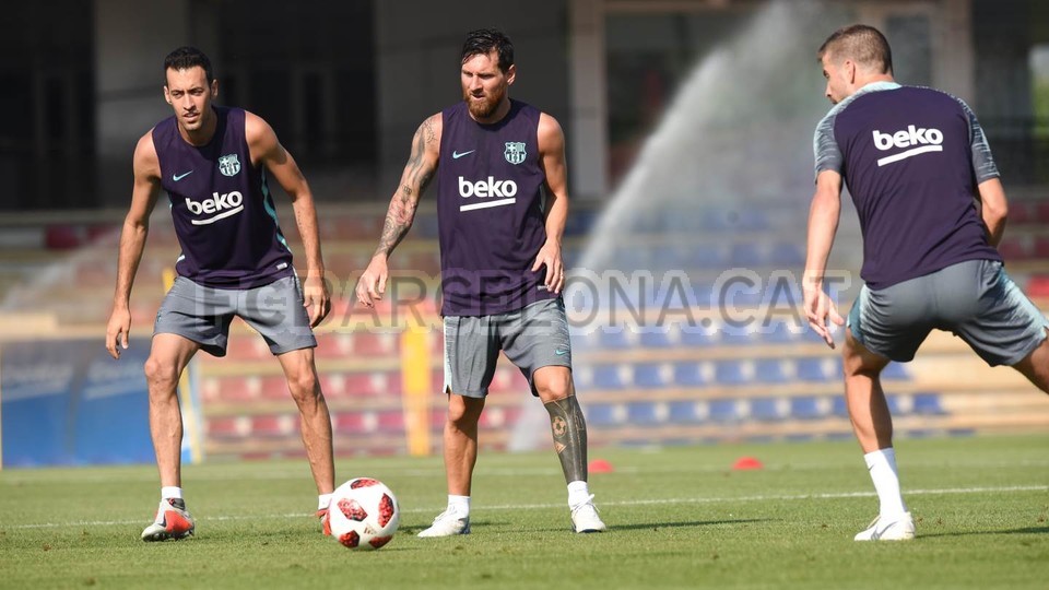 dembele tập luyện tại barca - Bóng Đá
