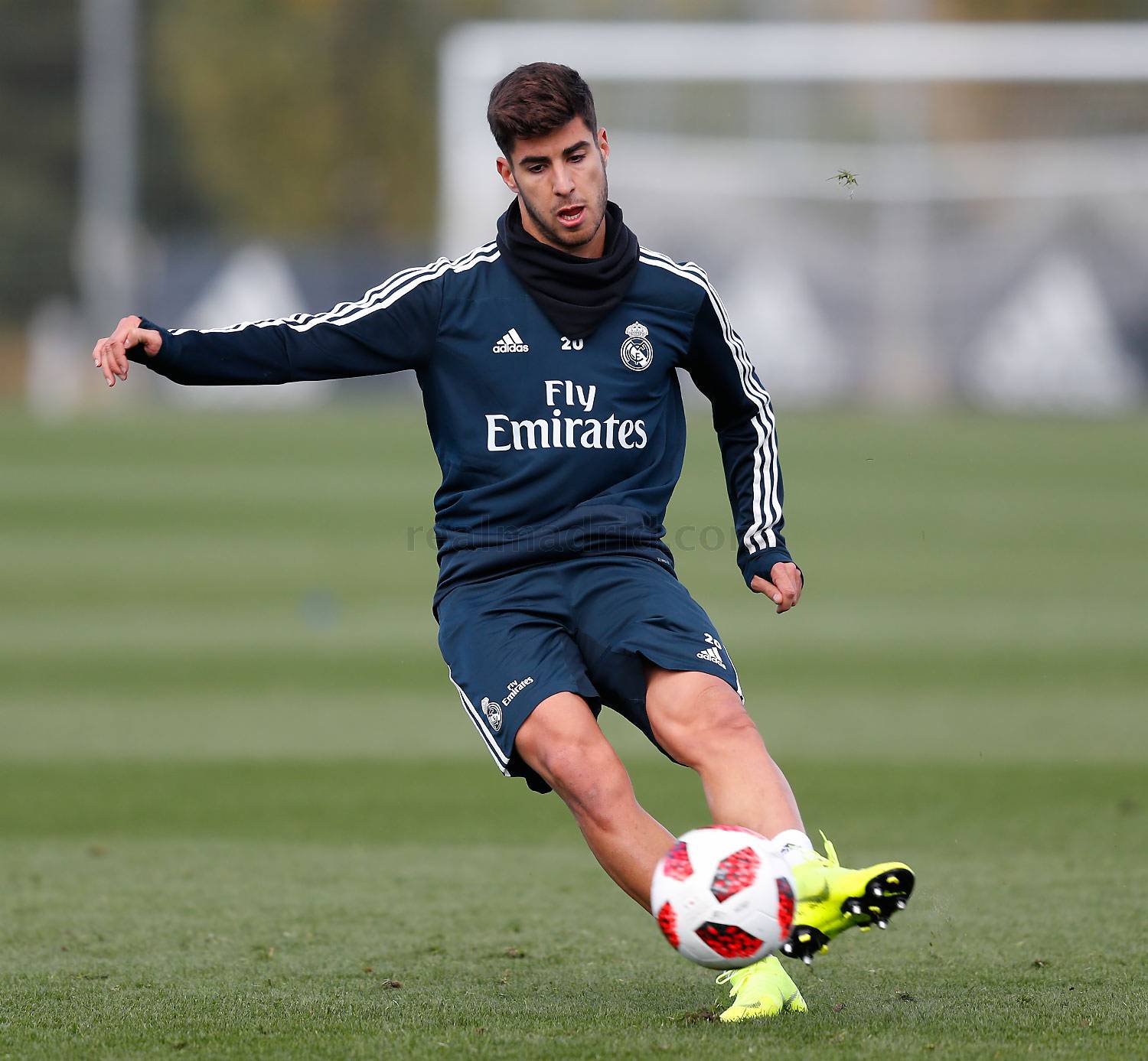 Los Blancos vừa thảm bại trước Barca ở trận Siêu kinh điển.