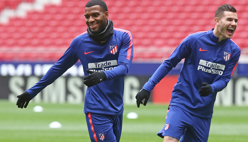 Atletico Madrid tập - Bóng Đá