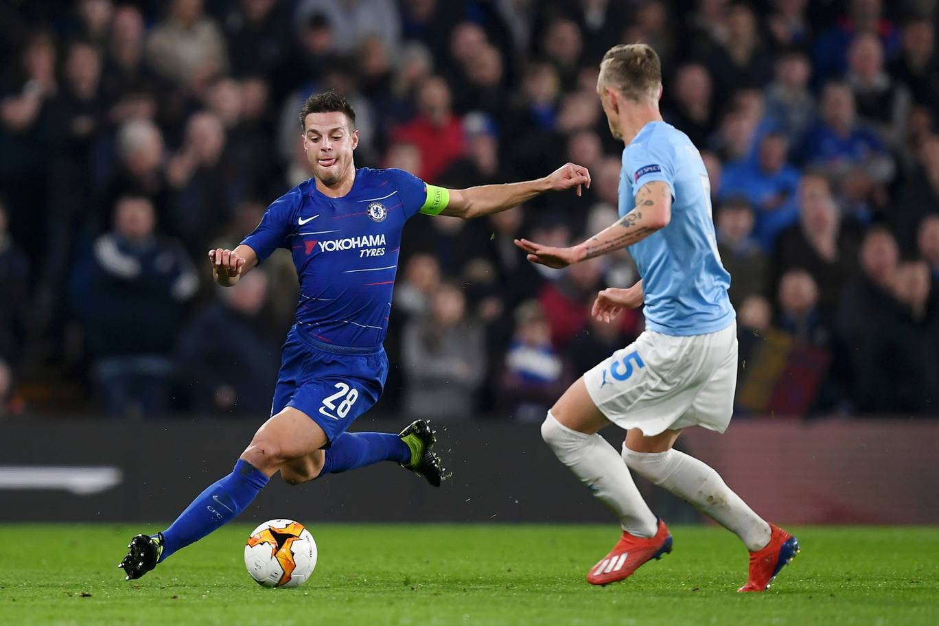 Azpilicueta - 6: Một ngày thi đấu tròn vai.