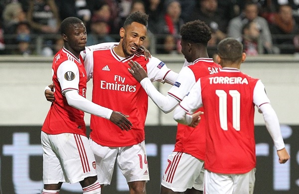 Arsenal thắng nhưng còn nhiều nỗi lo.