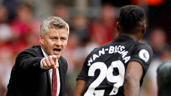 Ed Woodward bảo vệ, Solskjaer k hài lòng - Bóng Đá