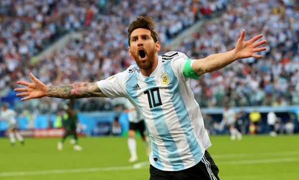 10 kỷ lục đang được nắm giữ bởi Messi - Bóng Đá