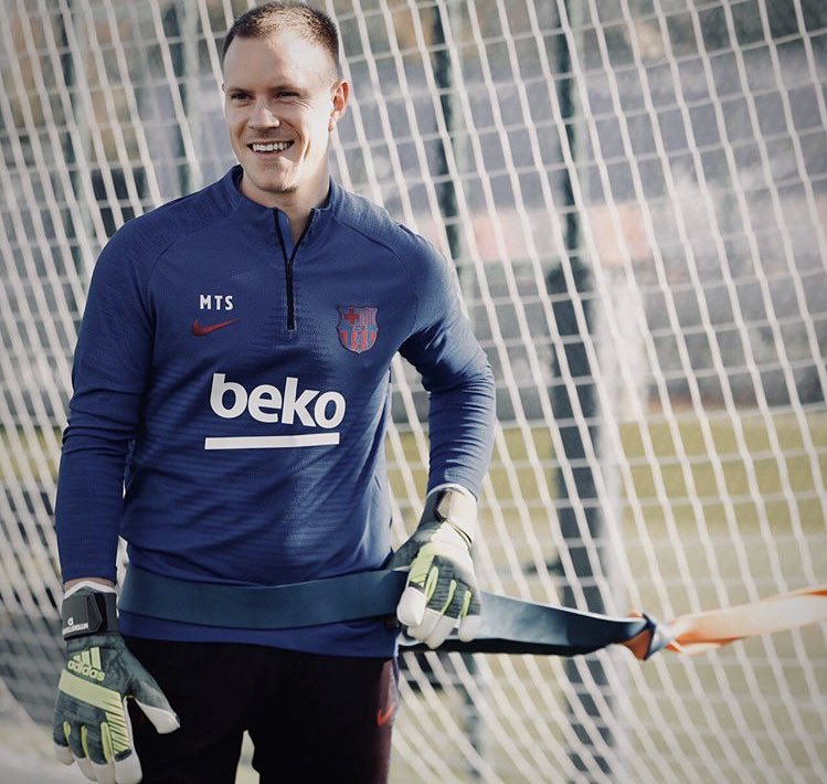 Stegen muốn trở thành thủ môn hưởng lương cao nhất thế giới - Bóng Đá