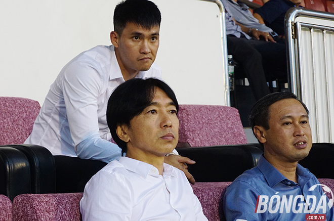 Vị cựu thuyền trưởng ĐT Việt Nam được cho là trở lại Việt Nam để chuẩn bị chốt hợp đồng dẫn dắt CLB TP HCM của quyền chủ tịch Lê Công Vinh. Ảnh: Duy Anh.
