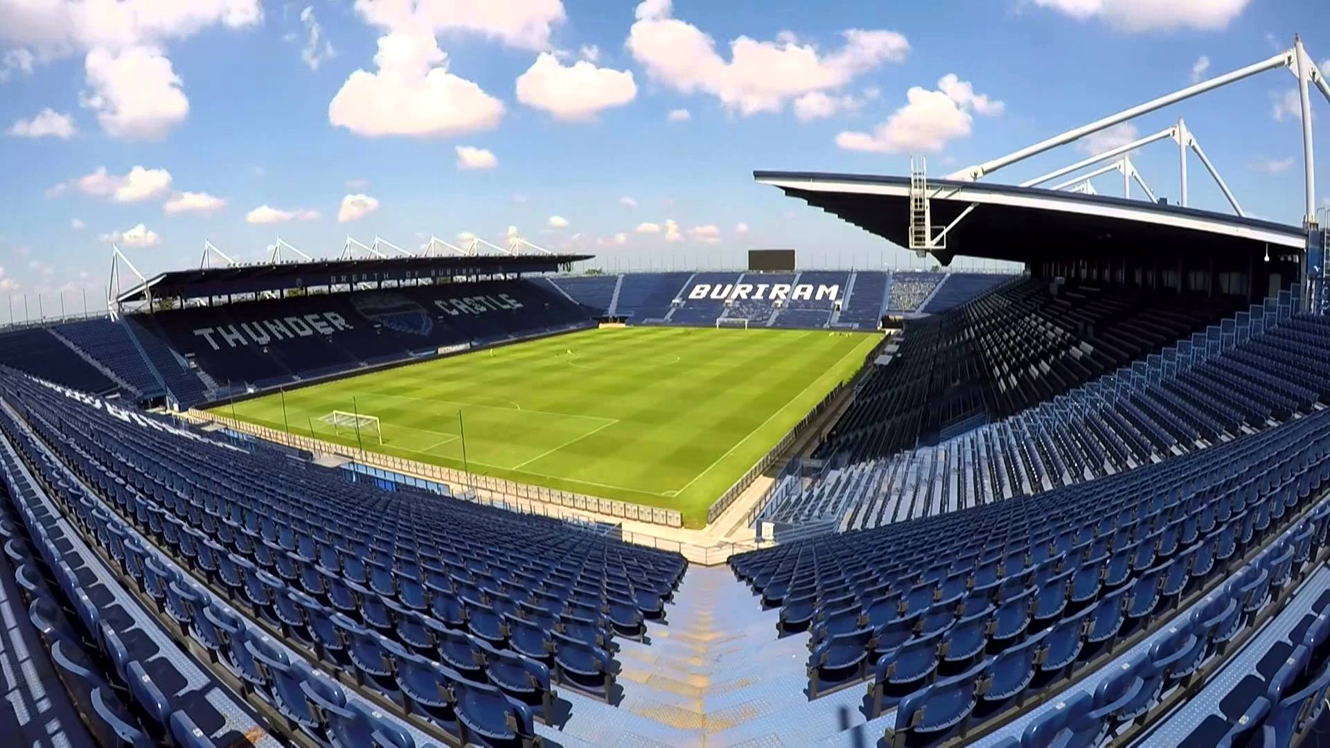 I-Mobile Stadium là sân nhà của CLB Buriram United, nhà vô địch Thái Lan vào những năm 2011, 2013 và 2015
