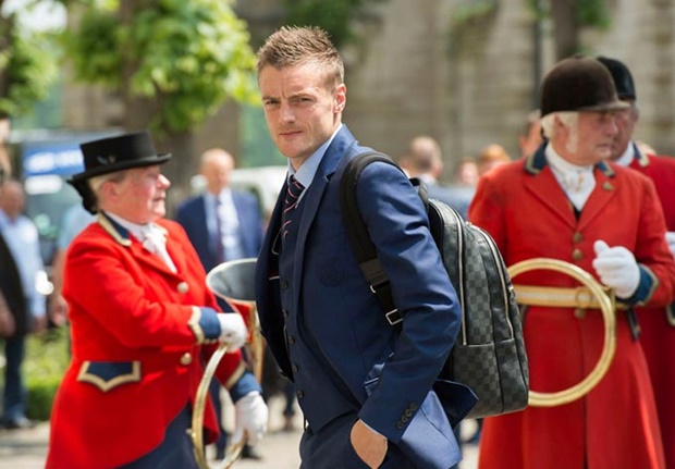 Vì EURO, Vardy bỏ lỡ buổi kiểm tra y tế tại Arsenal. Ảnh: Internet.