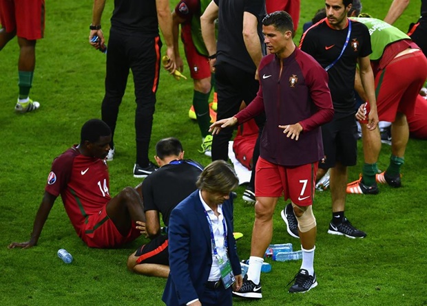 Ronaldo cho thấy anh xứng đáng là thủ lĩnh của BĐN. Ảnh: Internet.