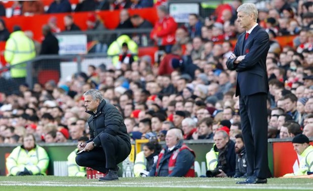 "Nếu tôi ngồi xuống đấy, có lẽ người ấy sẽ không thấy được."