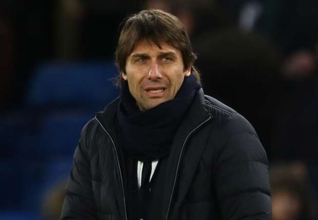 Conte xem nhẹ trận chiến với Liverpool.