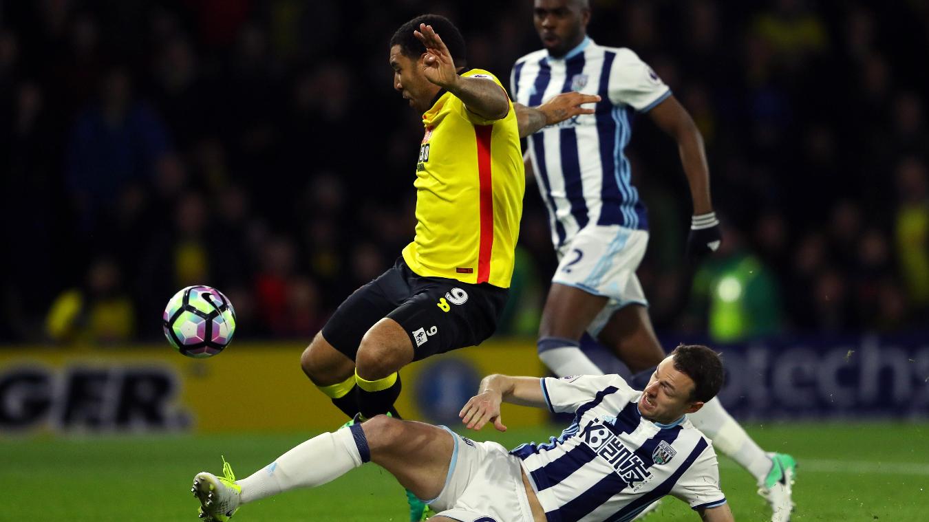 Watford 2-0 West Brom: Troy Deeney trở thành cầu thủ Watford đầu tiên ghi bàn trong 4 trận đấu liên tiếp trên sân nhà ở đấu trường Ngoại hạng Anh.