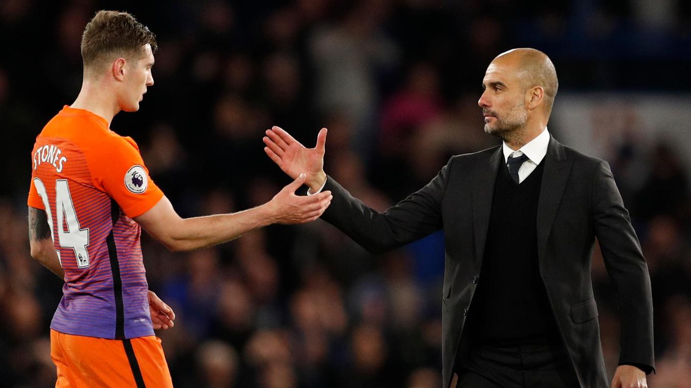 Chelsea 2-1 Man City: Đây là lần đầu tiên Pep Guardiola phải nếm trải thất bại trên cả sân nhà lẫn sân khách trước một đội bóng ở giải VĐGQ trên cương vị HLV. Chưa hết, đây cũng là lần đầu Pep phải nhận đến 6 thất bại ở giải VĐQG trong cùng 1 mùa giải.