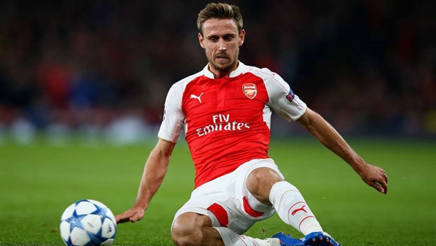 Hậu vệ Nacho Monreal (Tottenham 2-0 Arsenal): Chơi ổn định trước đó bao nhiêu, Monreal lại thi đấu vật vờ bấy nhiêu trong trận gặp Tottenham. Hậu vệ người Tây Ban Nha không thể theo được những pha xuống biên của Tottenham.