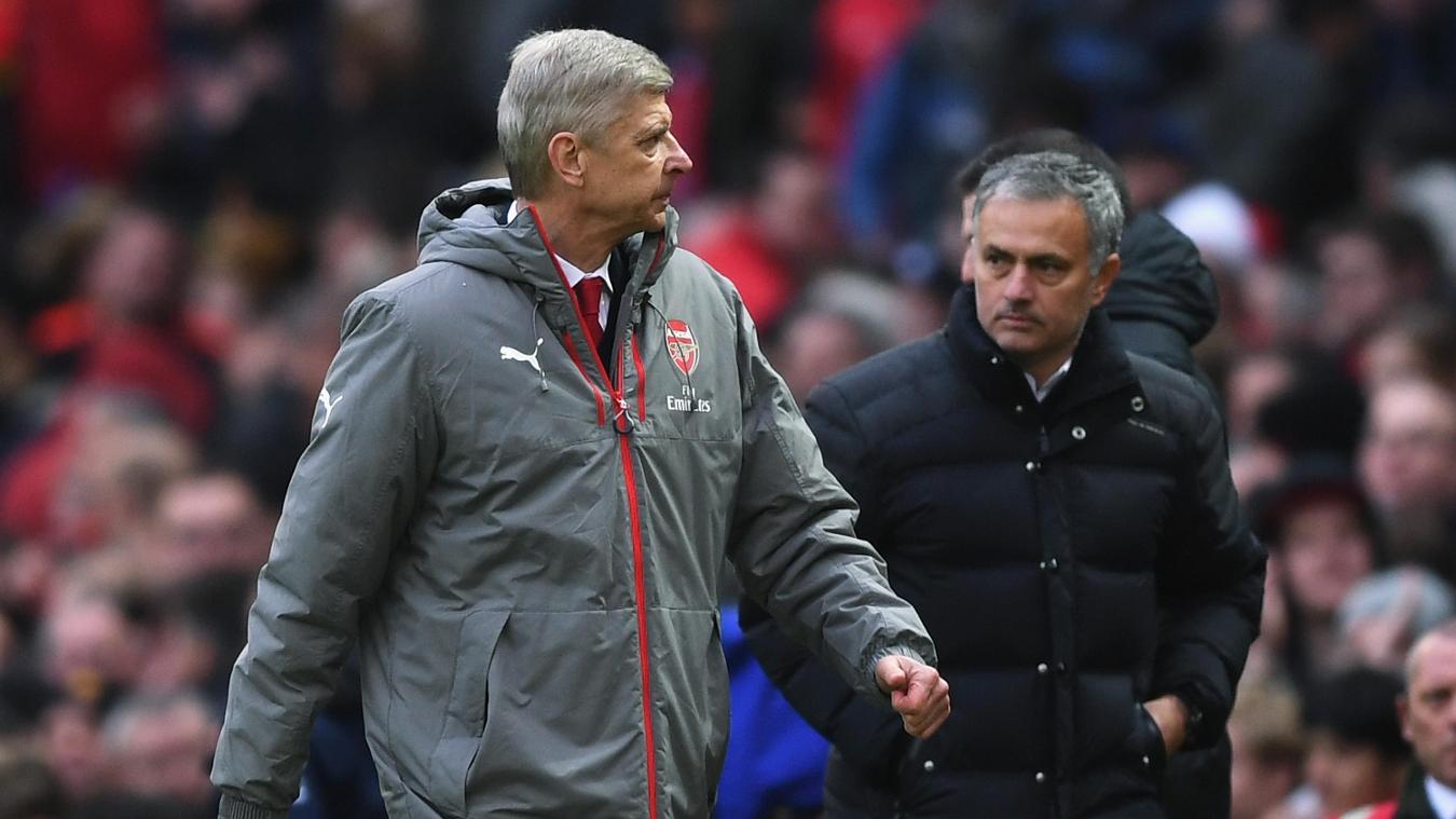 Arsenal v Manchester United: HLV Jose Mourinho đang nắm giữ kỷ lục không thua trước Arsene Wenger. 12 trận đối đầu với Arsenal ở Ngoại hạng Anh, 'Người đặc biệt' giành được 5 chiến thắng và có 7 trận hòa. Tuy nhiên, thành tích này có nguy cơ sẽ bị chặn đứng khi mà Man United đang gặp khủng hoảng về mặt lực lượng.