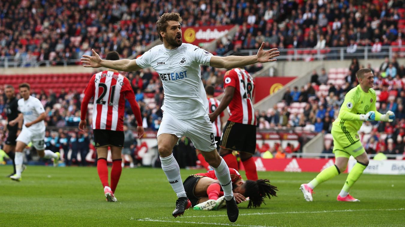 Sunderland 0-2 Swansea City: Fernando Llorente chính là ông vua đánh đầu ở Ngoại hạng Anh với 7 pha lập công, nhiều hơn bất kỳ cầu thủ nào khác.