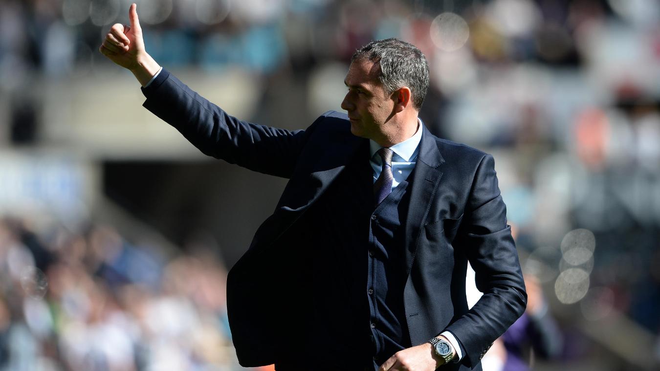 Swansea City 2-1 West Bromwich Albion: Với tỷ lệ thắng 47%, Paul Clement là HLV đạt hiệu suất cao nhất trong lịch sử Swansea tại Premier League.