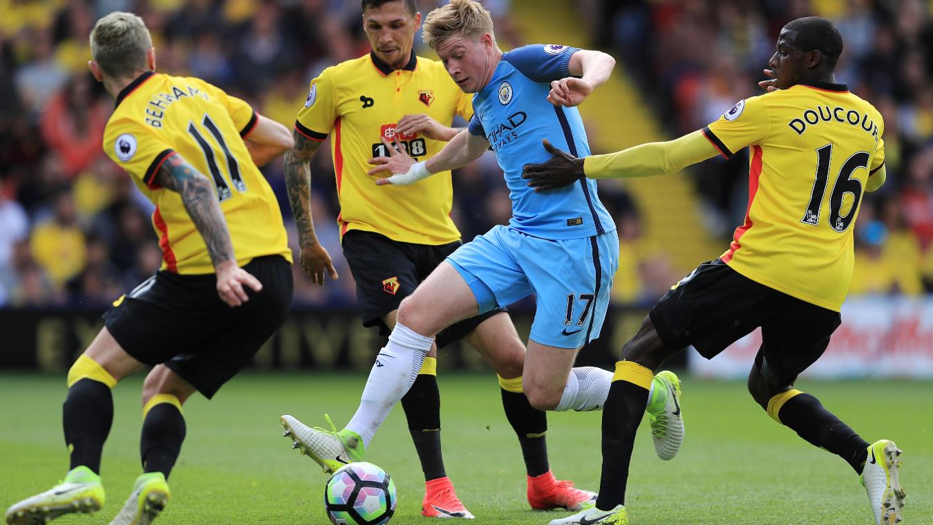 Watford 0-5 Manchester City: Kevin de Bruyne là 'Vua kiến tạo' mùa giải năm nay với 18 lần dọn cỗ cho đồng đội lập công, ngang bằng với thành tích của Frank Lampard mùa 2004/05 và Cesc Fabregas mùa 2014/15. Chỉ thua mỗi Thierry Henry mùa 2002/03 (20) và Mesut Ozil mùa 2015/16 (19).