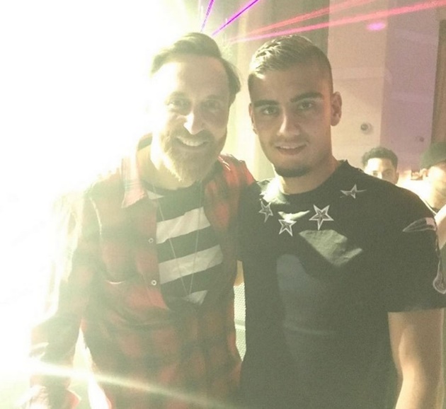 Tiền vệ Andreas Pereira sang Los Angeles du ngoạn.