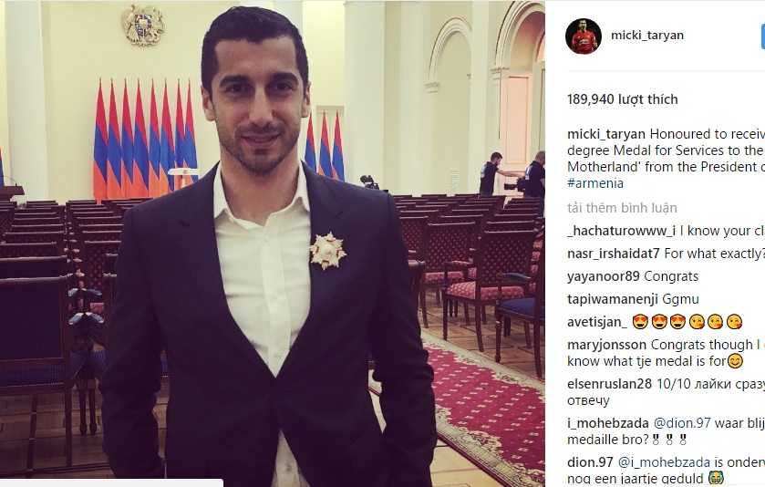 Mkhitaryan về quê nhà và được Tổng thống Armenia trao tặng huân chương hạng nhất cho những cống hiến to lớn của anh trong thể thao.
