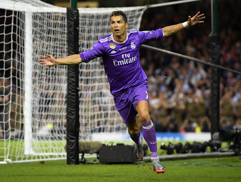Ronaldo chưa bao giờ tuyên bố sẽ rời Real.