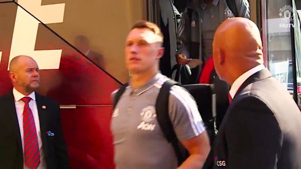 Không có sự vắng mặt đáng tiếc nào ngoại trừ Wayne Rooney đã chuyển sang khoác áo Everton.