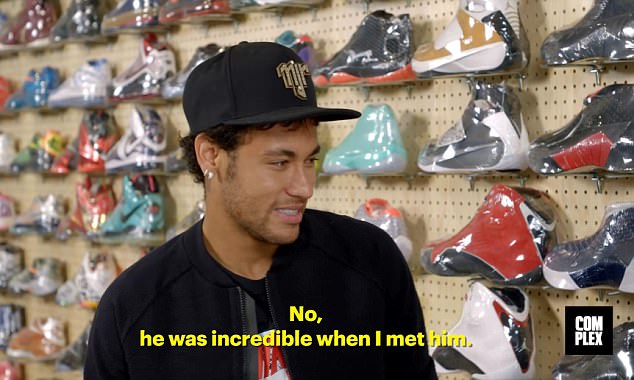 Neymar cũng dành nhiều lời ngưỡng mộ cho huyền thoại bóng rổ Michael Jordan.