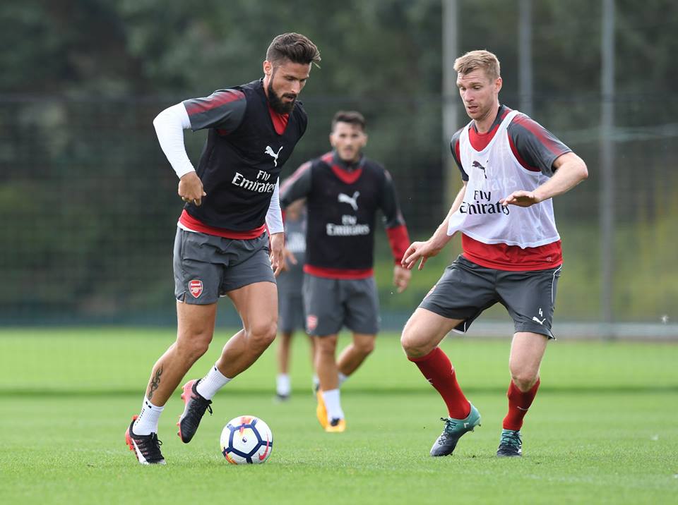 Giroud sẽ phải cạnh tranh gắt gao với tân binh Lacazette ở trận đấu sắp tới.