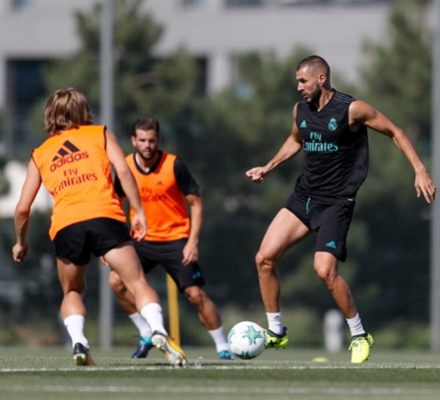 Không Ronaldo, nhiệm vụ đoạt Siêu cúp sẽ đặt nặng trên vai Benzema và các đồng đội.