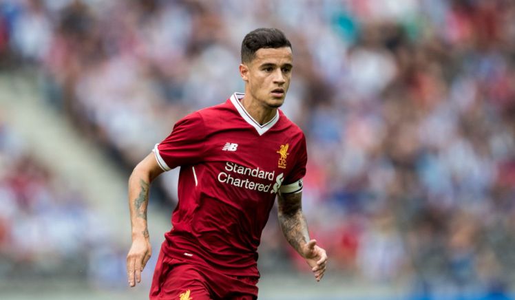 Barca thử thách Coutinho.