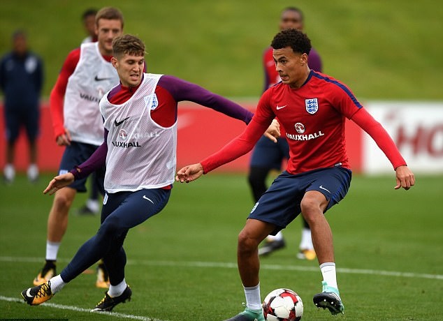 Dele Alli là một trong những niềm hy vọng của tuyển Anh.