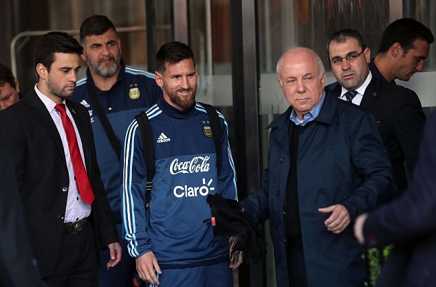 Argentina sẽ có trận cầu quan trọng gặp Uruguay trên sân đối phương.