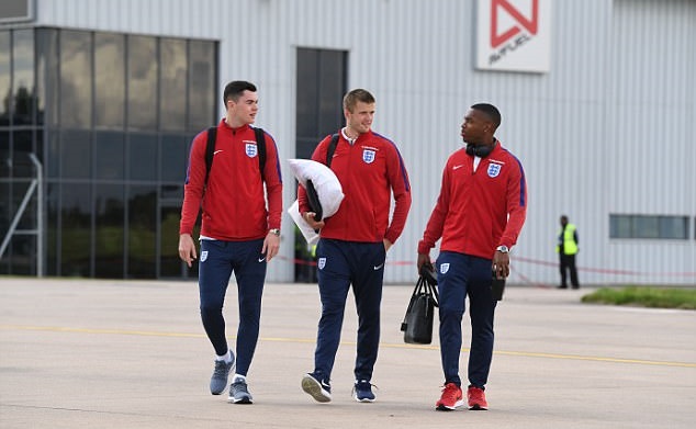 Dàn sao tuyển Anh có đặt chân xuống Malta.