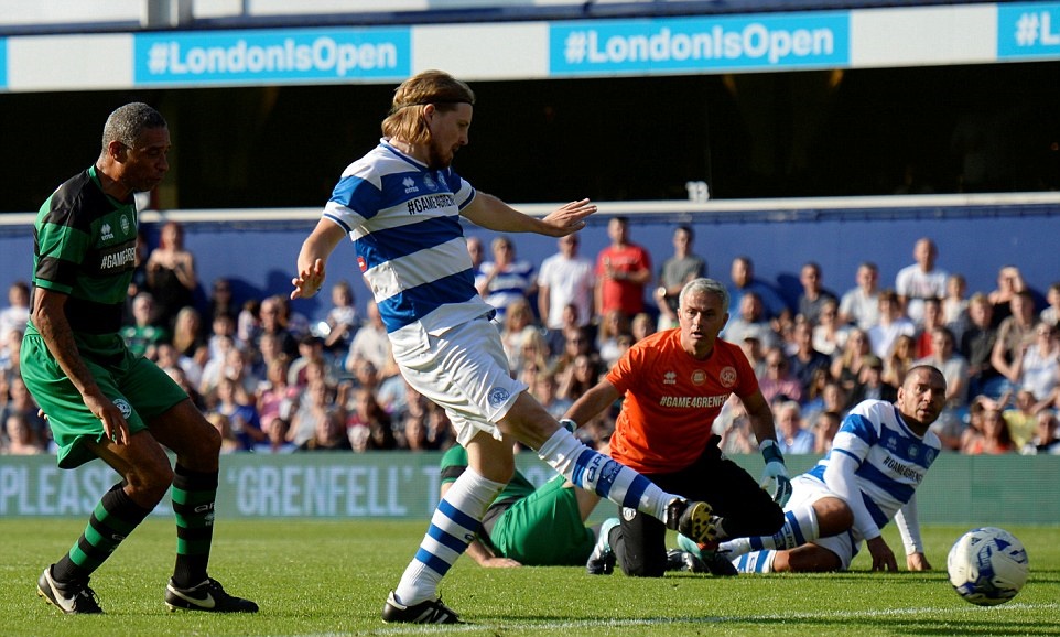 Tuy nhiên, ông liền bị Edwards của Team Ferdinand ghi bàn gỡ hòa.