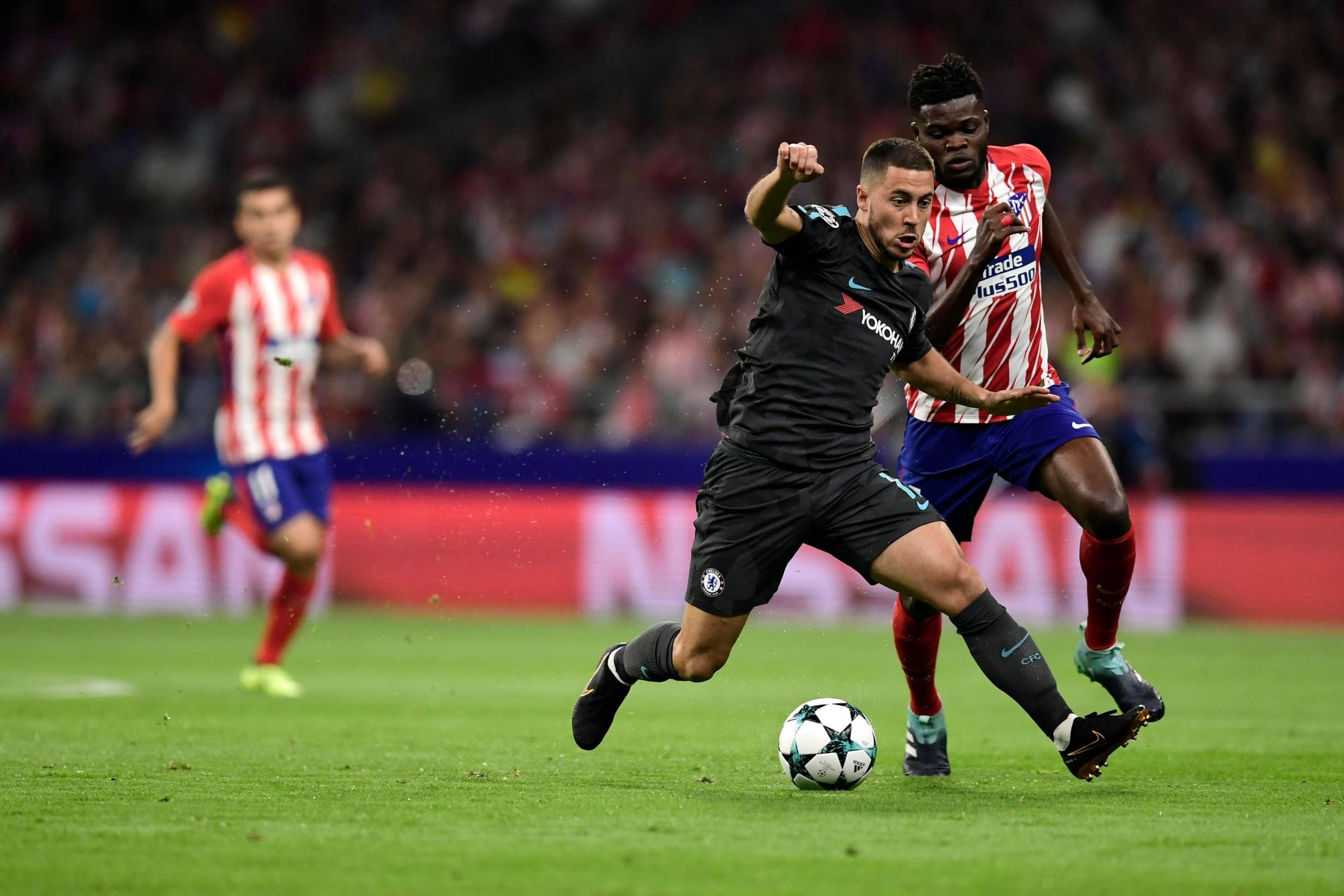 ĐHTB loạt trận thứ 2 Champions League: Martial sánh vai Ronaldo - Bóng Đá
