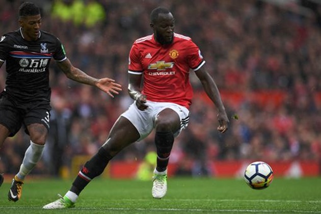 Romelu Lukaku rất nỗ lực ở trận đấu này.