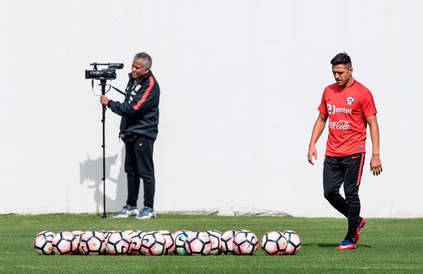 Sanchez chưa đạt được trạng thái thể lực tốt nhất nhưng anh vẫn là niềm hy vọng số 1 của Chile.