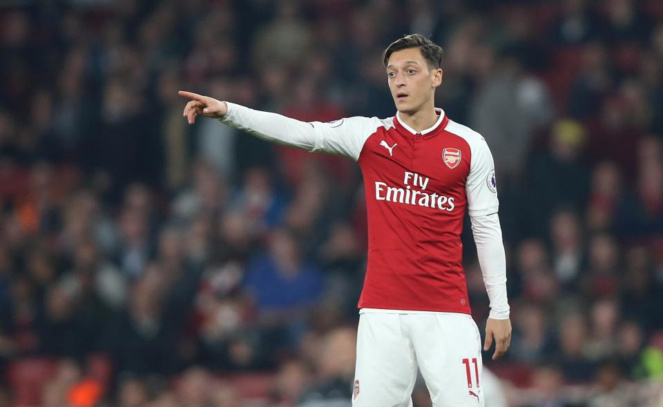 Mesut Ozil 'đào tẩu' sang Man Utd: Thôi đừng mơ mộng! - Bóng Đá