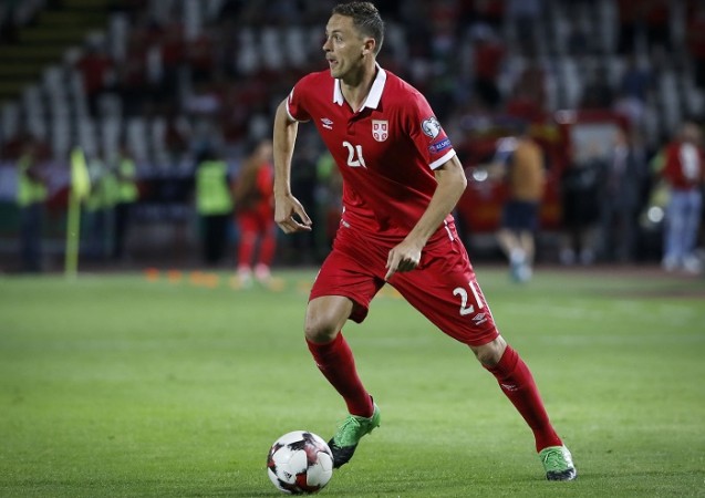 Nemanja Matic ghi bàn nhưng Serbia thất thủ 2-3 trước Áo khiến cục diện bảng D trở nên khốc liệt. Hiện tại, Serbia đang đứng đầu bảng nhưng chỉ hơn xứ Wales đúng 1 điểm.